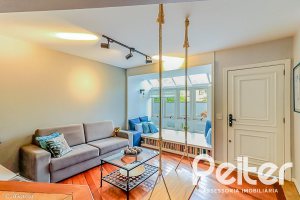 Casa em Condomínio à venda com 286m², 3 dormitórios, 1 suíte, 3 vagas, no bairro Jardim Isabel em Porto Alegre