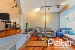 Casa em Condomínio à venda com 286m², 3 dormitórios, 1 suíte, 3 vagas, no bairro Jardim Isabel em Porto Alegre