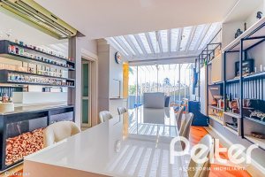 Casa em Condomínio à venda com 286m², 3 dormitórios, 1 suíte, 3 vagas, no bairro Jardim Isabel em Porto Alegre