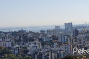 Terreno à venda, no bairro Sétimo Céu em Porto Alegre