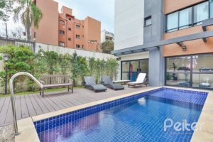 Apartamento à venda com 56m², 2 dormitórios, 1 suíte, 2 vagas, no bairro Tristeza em Porto Alegre