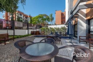 Apartamento à venda com 56m², 2 dormitórios, 1 suíte, 2 vagas, no bairro Tristeza em Porto Alegre