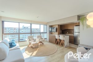 Apartamento à venda com 90m², 3 dormitórios, 1 suíte, 2 vagas, no bairro Tristeza em PORTO ALEGRE