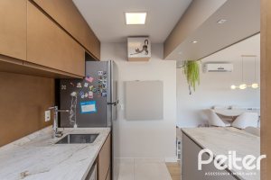 Apartamento à venda com 90m², 3 dormitórios, 1 suíte, 2 vagas, no bairro Tristeza em PORTO ALEGRE