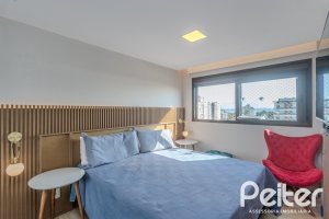 Apartamento à venda com 90m², 3 dormitórios, 1 suíte, 2 vagas, no bairro Tristeza em PORTO ALEGRE