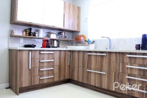 Casa à venda com 352m², 4 dormitórios, 2 suítes, 3 vagas, no bairro Jardim Isabel em Porto Alegre