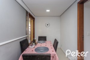 Casa à venda com 352m², 4 dormitórios, 2 suítes, 3 vagas, no bairro Jardim Isabel em Porto Alegre