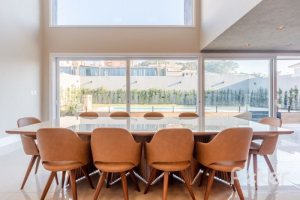 Casa em Condomínio à venda com 289m², 4 dormitórios, 4 suítes, 2 vagas, no bairro Alphaville em PORTO ALEGRE