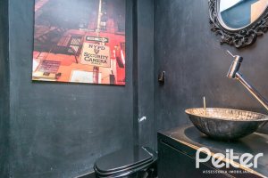 Casa em Condomínio à venda com 318m², 4 dormitórios, 1 suíte, 3 vagas, no bairro Ipanema em Porto Alegre