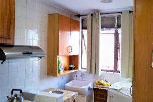 Apartamento à venda com 68m², 2 dormitórios, 1 vaga, no bairro Cristal em Porto Alegre