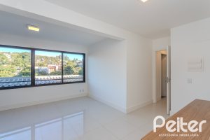 Apartamento à venda com 64m², 2 dormitórios, 1 suíte, 1 vaga, no bairro Tristeza em PORTO ALEGRE