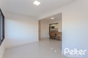 Apartamento à venda com 64m², 2 dormitórios, 1 suíte, 1 vaga, no bairro Tristeza em PORTO ALEGRE