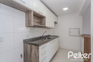 Apartamento à venda com 64m², 2 dormitórios, 1 suíte, 1 vaga, no bairro Tristeza em PORTO ALEGRE