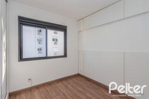 Apartamento à venda com 64m², 2 dormitórios, 1 suíte, 1 vaga, no bairro Tristeza em PORTO ALEGRE