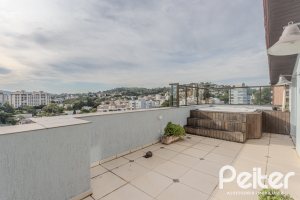Cobertura à venda com 148m², 2 dormitórios, 1 suíte, 2 vagas, no bairro Tristeza em Porto Alegre