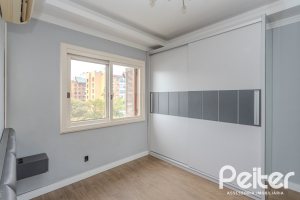 Cobertura à venda com 148m², 2 dormitórios, 1 suíte, 2 vagas, no bairro Tristeza em Porto Alegre
