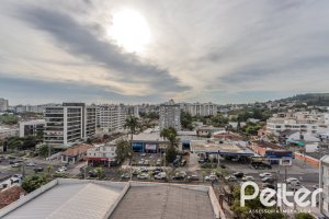 Cobertura à venda com 148m², 2 dormitórios, 1 suíte, 2 vagas, no bairro Tristeza em Porto Alegre