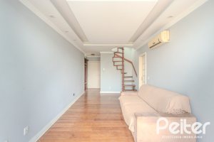 Cobertura à venda com 148m², 2 dormitórios, 1 suíte, 2 vagas, no bairro Tristeza em Porto Alegre