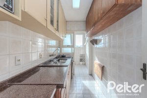Cobertura à venda com 148m², 2 dormitórios, 1 suíte, 2 vagas, no bairro Tristeza em Porto Alegre