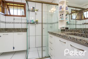  à venda, no bairro  em 