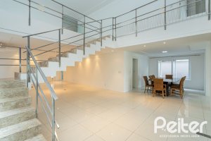 Casa em Condomínio à venda com 463m², 4 dormitórios, 4 suítes, 3 vagas, no bairro Terra Ville em PORTO ALEGRE