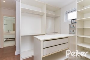 Casa em Condomínio à venda com 463m², 4 dormitórios, 4 suítes, 3 vagas, no bairro Terra Ville em PORTO ALEGRE