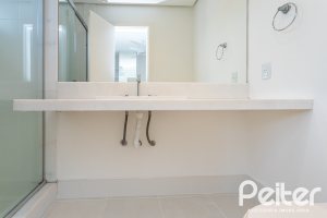 Casa em Condomínio à venda com 463m², 4 dormitórios, 4 suítes, 3 vagas, no bairro Terra Ville em PORTO ALEGRE