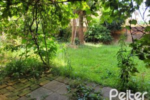 Casa à venda com 205m², 3 dormitórios, 4 vagas, no bairro Tristeza em Porto Alegre