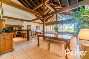 Casa em Condomínio à venda com 596m², 4 dormitórios, 4 suítes, 4 vagas, no bairro Terra Ville em PORTO ALEGRE