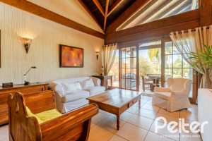 Casa em Condomínio à venda com 596m², 4 dormitórios, 4 suítes, 4 vagas, no bairro Terra Ville em PORTO ALEGRE