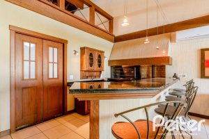 Casa em Condomínio à venda com 596m², 4 dormitórios, 4 suítes, 4 vagas, no bairro Terra Ville em PORTO ALEGRE