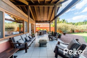 Casa em Condomínio à venda com 596m², 4 dormitórios, 4 suítes, 4 vagas, no bairro Terra Ville em PORTO ALEGRE