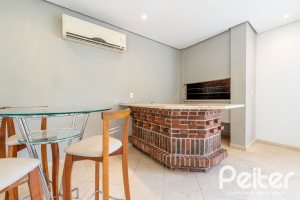 Casa em Condomínio à venda com 160m², 3 dormitórios, 1 suíte, 2 vagas, no bairro Tristeza em PORTO ALEGRE