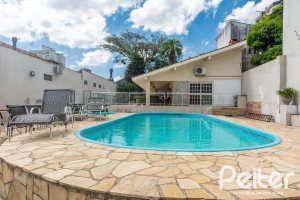 Casa em Condomínio à venda com 159m², 3 dormitórios, 1 suíte, 2 vagas, no bairro Tristeza em PORTO ALEGRE