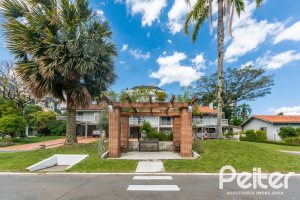 Casa em Condomínio à venda com 159m², 3 dormitórios, 1 suíte, 2 vagas, no bairro Tristeza em PORTO ALEGRE