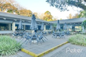 Casa em Condomínio à venda com 232m², 4 dormitórios, 1 suíte, 4 vagas, no bairro Terra Ville em PORTO ALEGRE