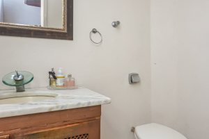 Casa à venda com 367m², 4 dormitórios, 2 suítes, 4 vagas, no bairro Jardim Isabel em Porto Alegre