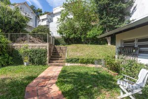 Casa à venda com 367m², 4 dormitórios, 2 suítes, 4 vagas, no bairro Jardim Isabel em Porto Alegre