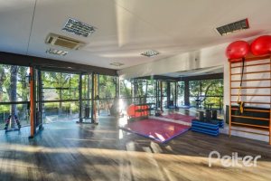 Casa em Condomínio à venda com 457m², 4 dormitórios, 4 suítes, 6 vagas, no bairro Pedra Redonda em PORTO ALEGRE