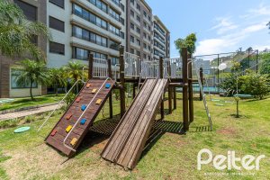 Apartamento à venda com 104m², 3 dormitórios, 1 suíte, 2 vagas, no bairro Ipanema em PORTO ALEGRE