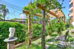 Apartamento à venda com 82m², 3 dormitórios, 1 suíte, 3 vagas, no bairro Tristeza em PORTO ALEGRE