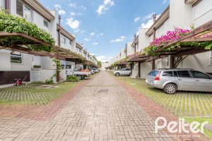 Casa em Condomínio à venda com 177m², 3 dormitórios, 1 suíte, 2 vagas, no bairro Ipanema em PORTO ALEGRE