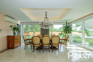 Casa em Condomínio à venda com 941m², 5 dormitórios, 5 suítes, 6 vagas, no bairro Terra Ville em PORTO ALEGRE