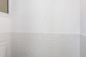 Casa em Condomínio à venda com 190m², 3 dormitórios, 1 suíte, 2 vagas, no bairro Vila Nova em PORTO ALEGRE