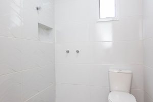 Casa em Condomínio à venda com 190m², 3 dormitórios, 1 suíte, 2 vagas, no bairro Vila Nova em PORTO ALEGRE