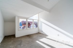  à venda, no bairro  em 