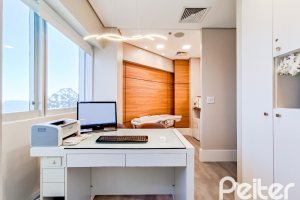 Comercial à venda com 42m², no bairro Cristal em Porto Alegre