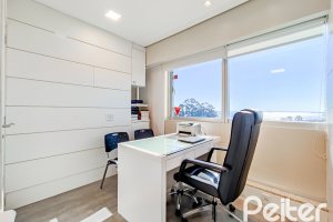 Comercial à venda com 42m², no bairro Cristal em Porto Alegre