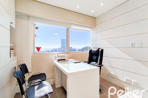 Comercial à venda com 42m², no bairro Cristal em Porto Alegre