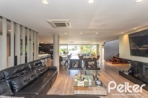Casa em Condomínio à venda com 478m², 4 dormitórios, 4 suítes, 4 vagas, no bairro Terra Ville em PORTO ALEGRE